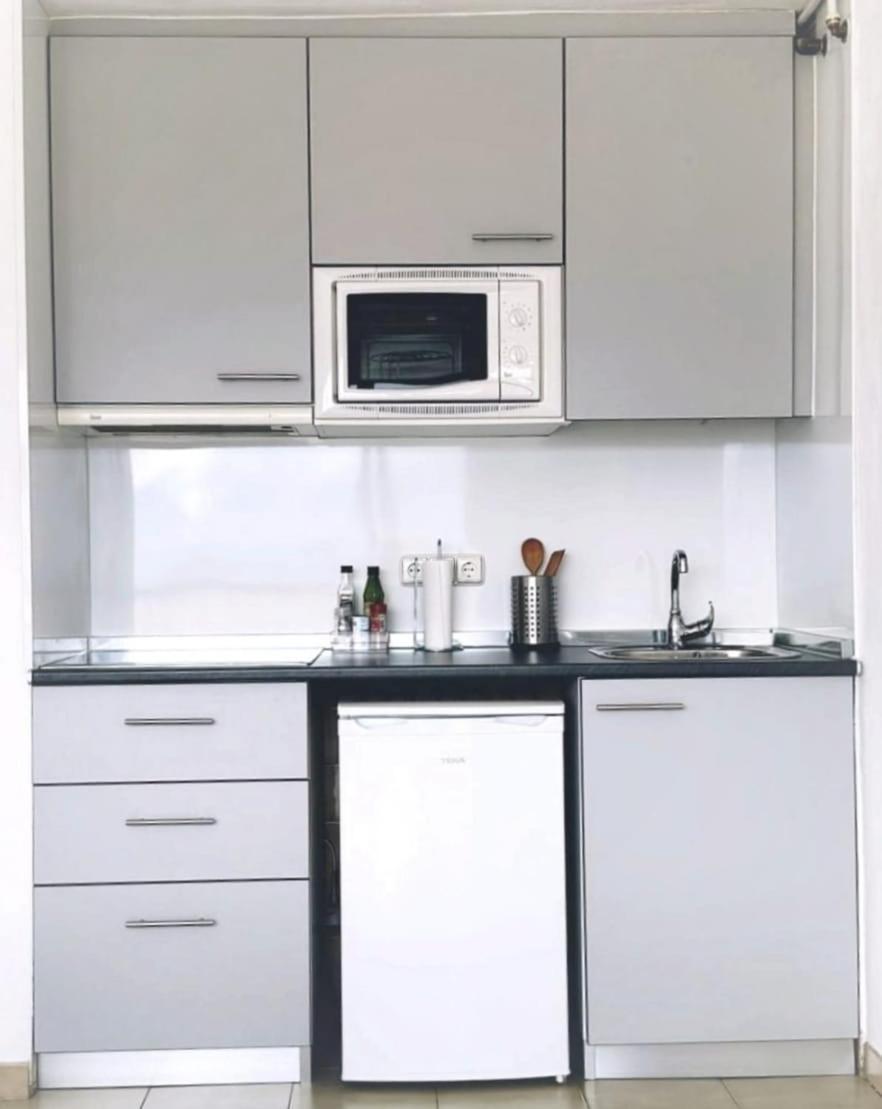 Spondylus II Apartment Емпуриабрава Екстериор снимка